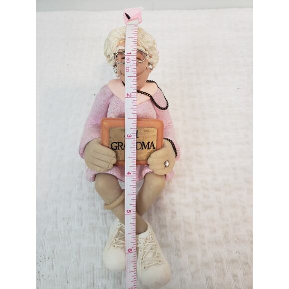 (JL) D. Manning Limited Edition #1 Grandma Resin Shelf Sitter Resin Figurine - Picture 5 of 5